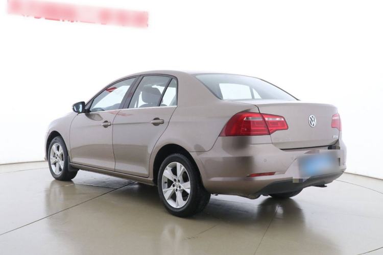 Used Volkswagen Bora 2015 Value Edition 1.6L Automatic Comfort Version Exterior 5