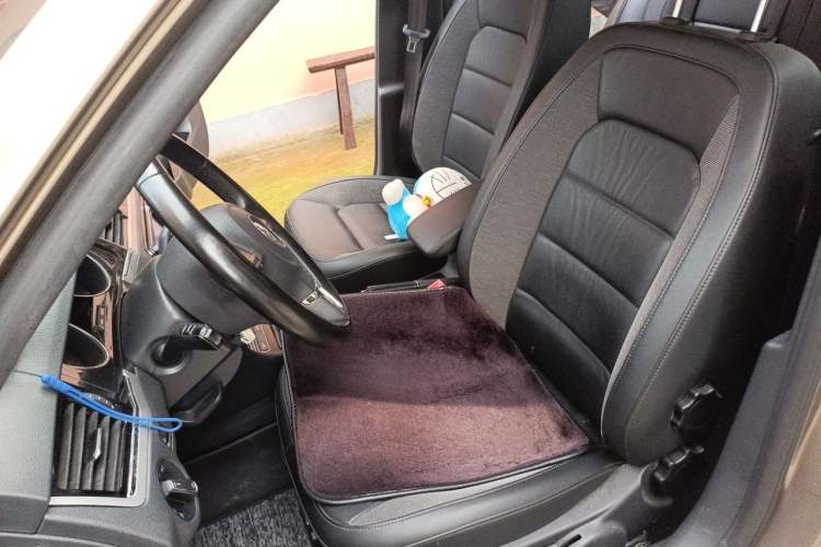 Used Volkswagen Bora 2015 Zhuihui Edition 1.6L Manual Comfort Model Left Front Seat