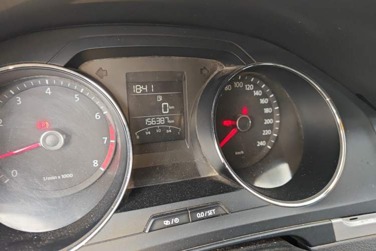 Used Volkswagen Bora 2015 Value Edition 1.6L Manual Fashionable Style Odometer Close Up