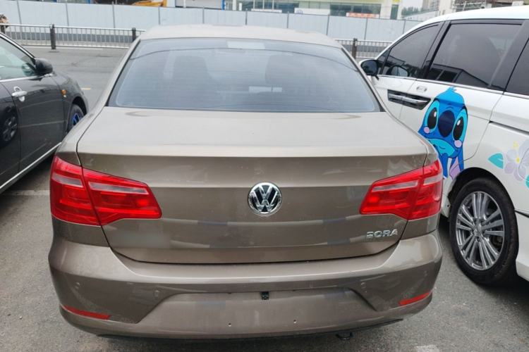 Used Volkswagen Bora 2015 Value Edition 1.6L Manual Fashionable Style Rear