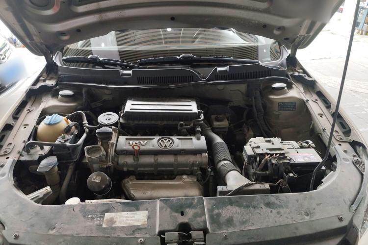 Used Volkswagen Bora 2015 Qihui Edition 1.6L Automatic Fashion Model Engine Bay