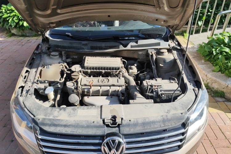 Used Volkswagen Bora 2015 Qihui Edition 1.6L Automatic Fashion Model Engine Bay