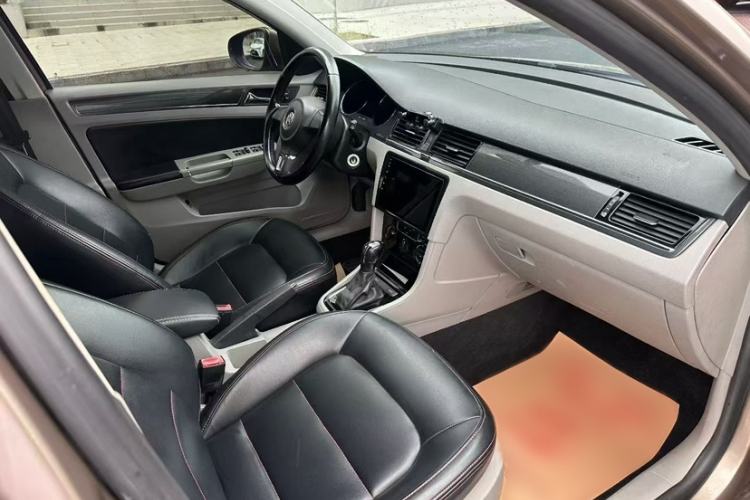Used Volkswagen Bora 2015 Qihui Edition 1.6L Automatic Fashion Model Exterior 6