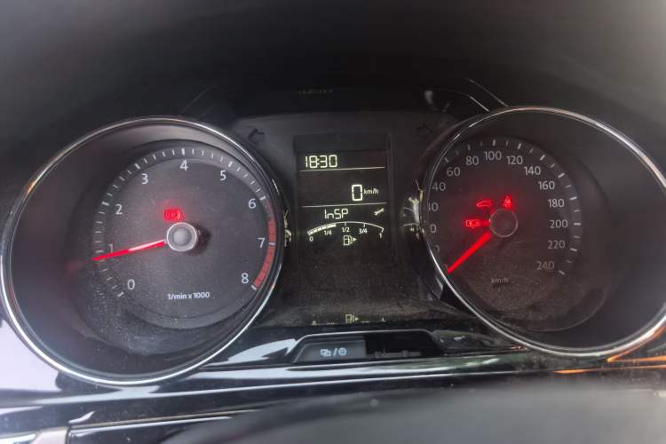 Used Volkswagen Bora 2015 Zhuihui Edition 1.6L Manual Comfort Model Instrument Cluster