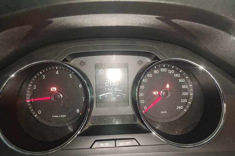 Used Volkswagen Bora 2015 Qihui Edition 1.6L Automatic Fashion Model Instrument Cluster
