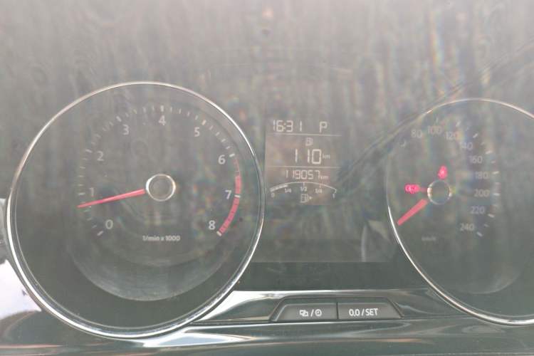 Used Volkswagen Bora 2015 Value Edition 1.6L Automatic Comfort Version Instrument Cluster