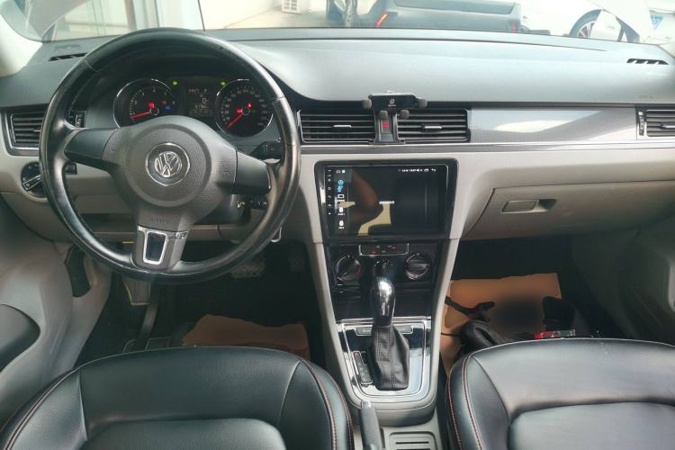 Used Volkswagen Bora 2015 Qihui Edition 1.6L Automatic Fashion Model Interior 2