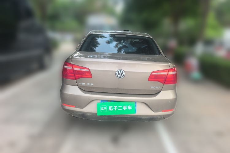 Used Volkswagen Bora 2015 Zhuihui Edition 1.6L Manual Comfort Model Rear