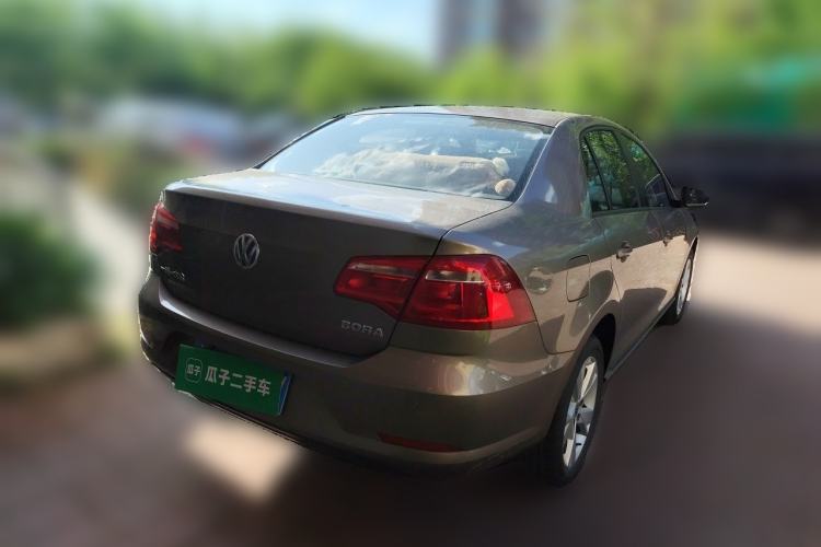 Used Volkswagen Bora 2015 Qihui Edition 1.6L Automatic Fashion Model Rear Right 45 Deg