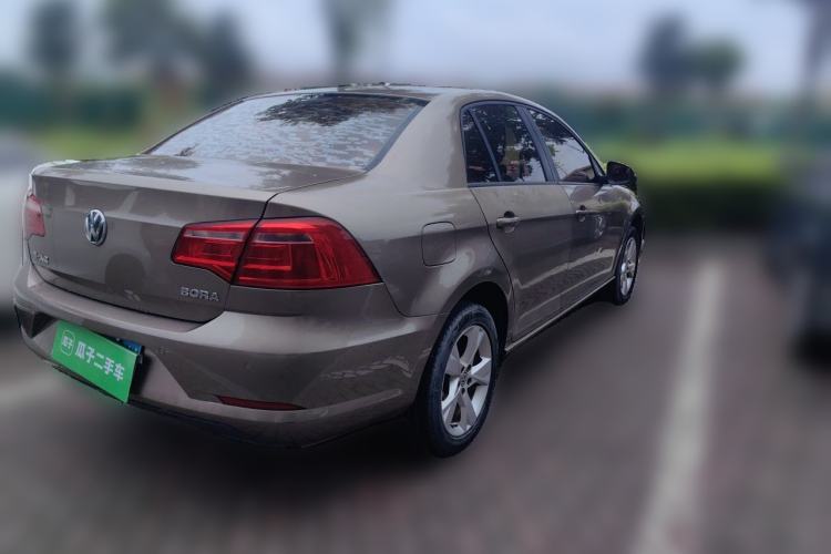 Used Volkswagen Bora 2015 Qihui Edition 1.6L Automatic Fashion Model Rear Right 45 Deg