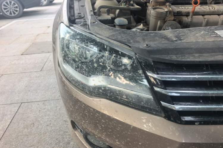 Used Volkswagen Bora 2015 Zhuihui Edition 1.6L Manual Comfort Model Right Front Headlight