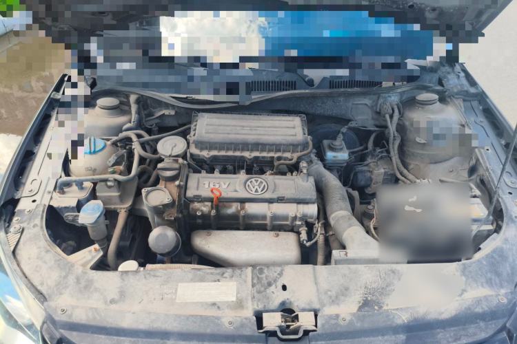 Used Volkswagen Bora 2015 Zhuihui Edition 1.6L Manual Comfort Model Engine Bay