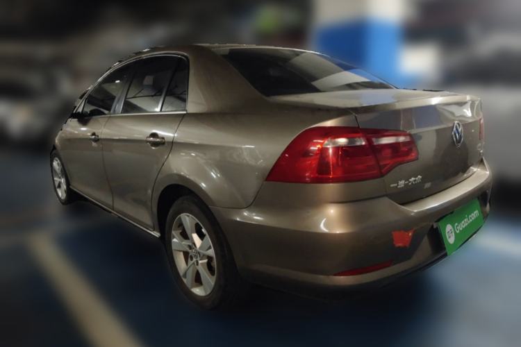 Used Volkswagen Bora 2015 Zhuihui Edition 1.6L Manual Comfort Model Exterior 3