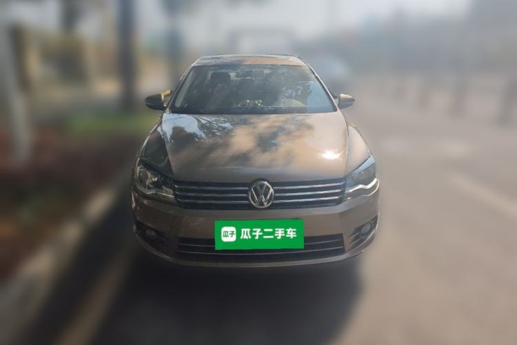 Used Volkswagen Bora 2015 Value Edition 1.6L Automatic Comfort Version Front