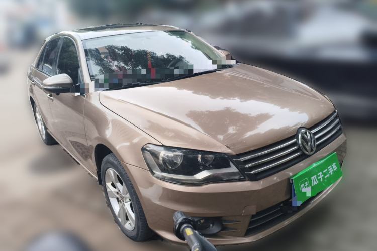 Used Volkswagen Bora 2015 Zhuihui Edition 1.6L Manual Comfort Model Front Right 45 Deg