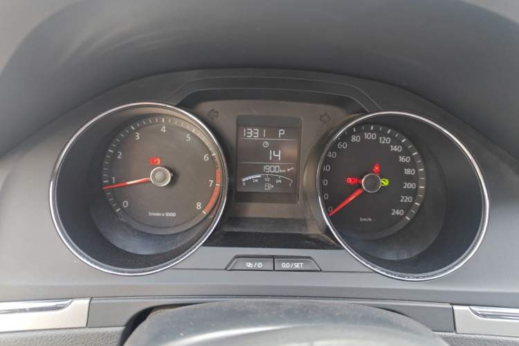 Used Volkswagen Bora 2015 Qihui Edition 1.6L Automatic Fashion Model Instrument Cluster