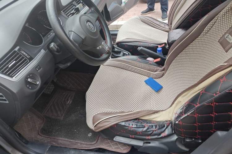 Used Volkswagen Bora 2015 Qihui Edition 1.6L Automatic Fashion Model Left Front Seat