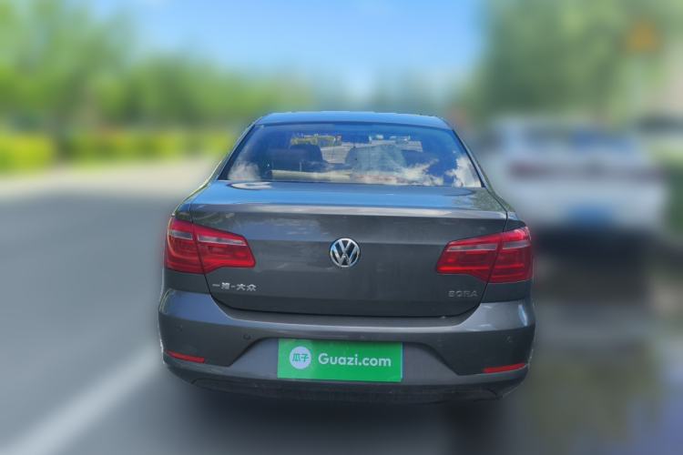Used Volkswagen Bora 2015 Zhuihui Edition 1.6L Manual Comfort Model Rear
