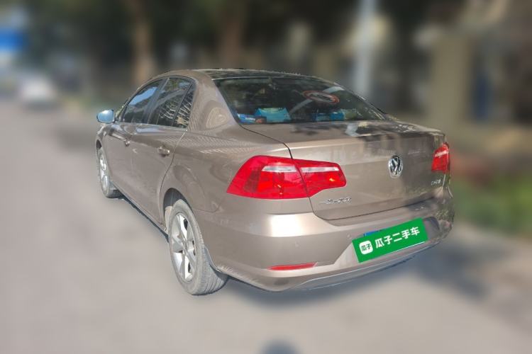 Used Volkswagen Bora 2015 Value Edition 1.6L Automatic Comfort Version Rear Left 45 Deg