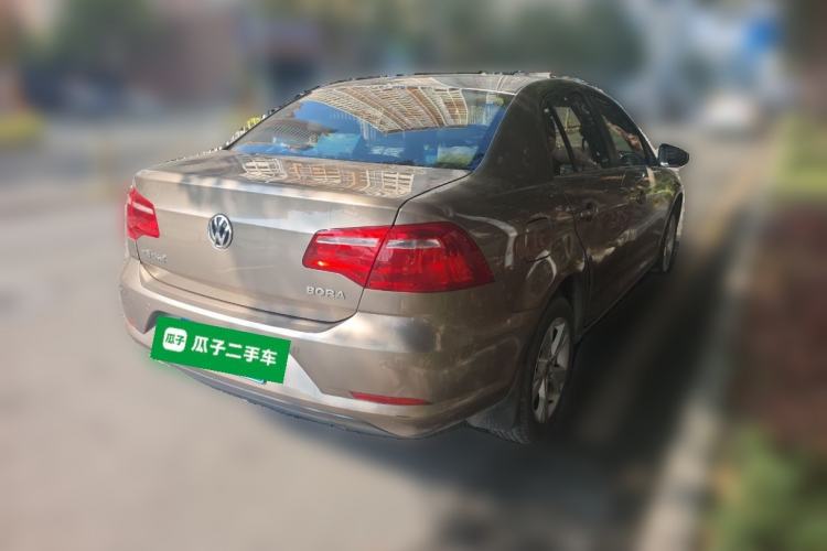 Used Volkswagen Bora 2015 Value Edition 1.6L Automatic Comfort Version Rear Right 45 Deg