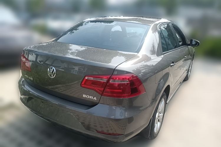 Used Volkswagen Bora 2015 Value Edition 1.6L Manual Fashionable Style Rear Right 45 Deg
