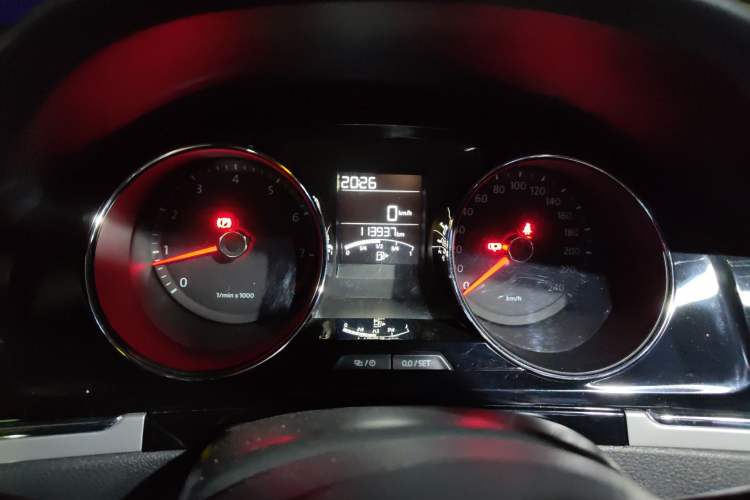 Used Volkswagen Bora 2015 Zhuihui Edition 1.6L Manual Comfort Model Instrument Cluster