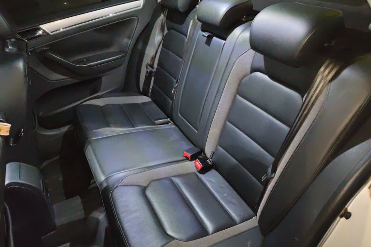 Used Volkswagen Bora 2015 Zhuihui Edition 1.6L Manual Comfort Model Left Rear Seat