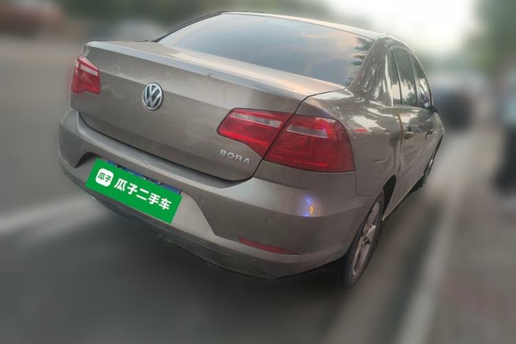 Used Volkswagen Bora 2015 Qihui Edition 1.6L Automatic Fashion Model Rear Right 45 Deg