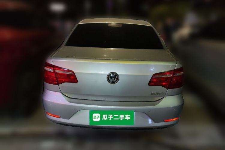 Used Volkswagen Bora 2015 Zhuihui Edition 1.6L Manual Comfort Model Rear