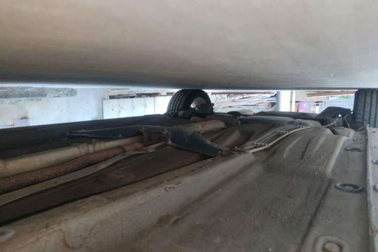 Used Volkswagen Bora 2015 Zhuihui Edition 1.6L Manual Comfort Model Chassis Front Right