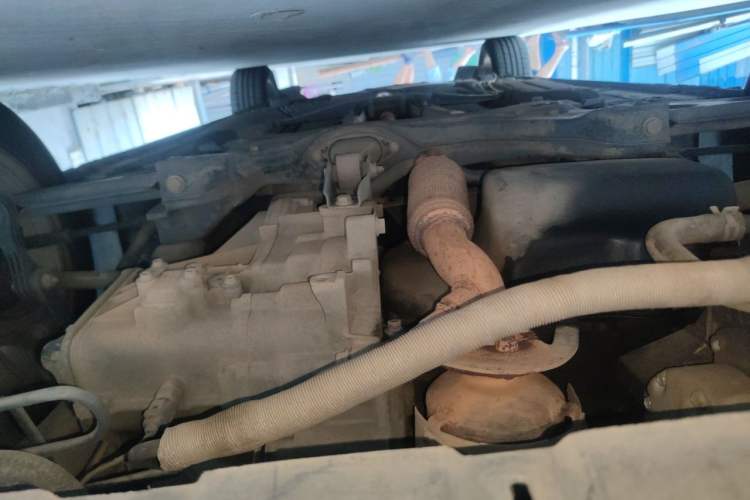 Used Volkswagen Bora 2015 Zhuihui Edition 1.6L Manual Comfort Model Chassis Front