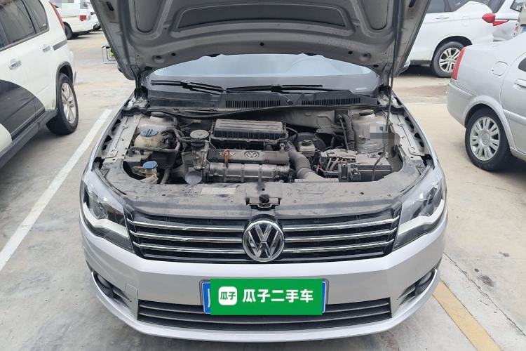 Used Volkswagen Bora 2015 Value Edition 1.6L Automatic Comfort Version Engine Bay