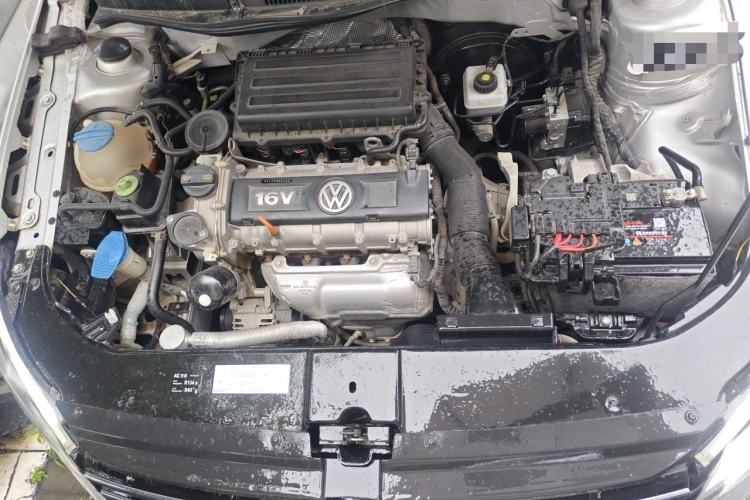 Used Volkswagen Bora 2015 Value Edition 1.6L Manual Fashionable Style Engine Bay