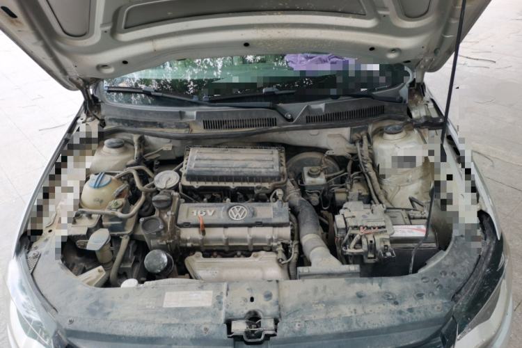 Used Volkswagen Bora 2015 Value Edition 1.6L Manual Fashionable Style Engine Bay
