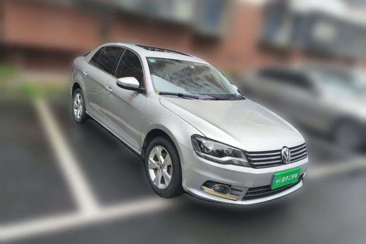 Used Volkswagen Bora 2015 Value Edition 1.6L Automatic Comfort Version Exterior 2