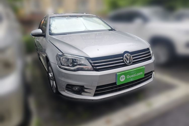 Used Volkswagen Bora 2015 Value Edition 1.6L Manual Fashionable Style Front Right 45 Deg