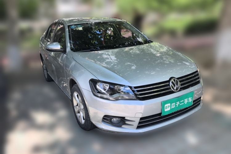 Used Volkswagen Bora 2015 Value Edition 1.6L Manual Fashionable Style Front Right 45 Deg