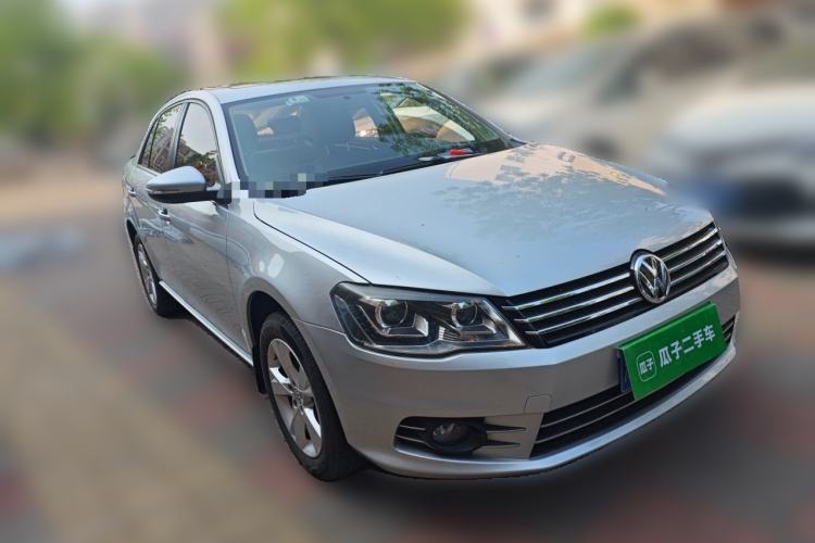 Used Volkswagen Bora 2015 Zhuihui Edition 1.6L Manual Comfort Model Front Right 45 Deg