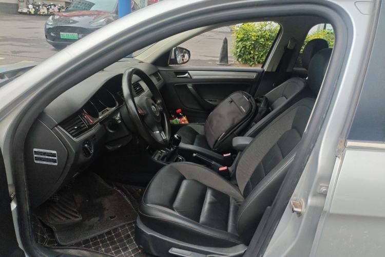 Used Volkswagen Bora 2015 Zhuihui Edition 1.6L Manual Comfort Model Left Front Seat