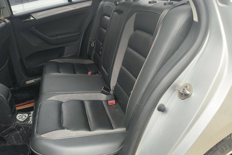 Used Volkswagen Bora 2015 Value Edition 1.6L Automatic Comfort Version Left Rear Seat