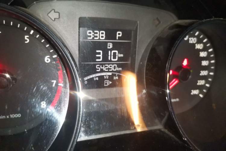 Used Volkswagen Bora 2015 Value Edition 1.6L Automatic Comfort Version Odometer Close Up