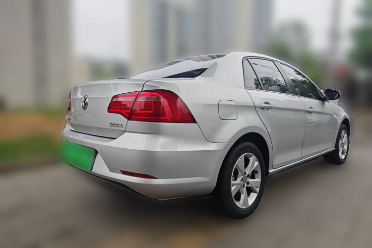 Used Volkswagen Bora 2015 Value Edition 1.6L Manual Fashionable Style Rear Right 45 Deg