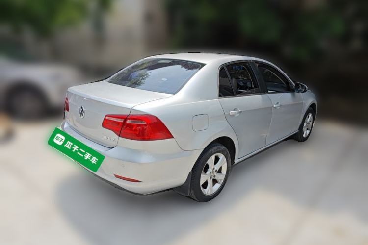 Used Volkswagen Bora 2015 Value Edition 1.6L Automatic Comfort Version Rear Right 45 Deg