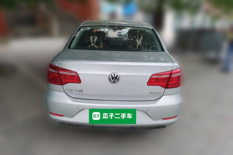 Used Volkswagen Bora 2015 Value Edition 1.6L Manual Fashionable Style Rear