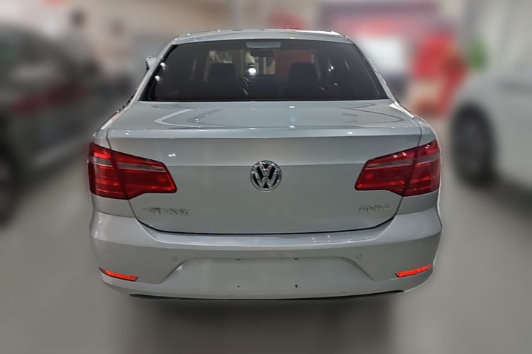 Used Volkswagen Bora 2015 Zhuihui Edition 1.6L Manual Comfort Model Rear