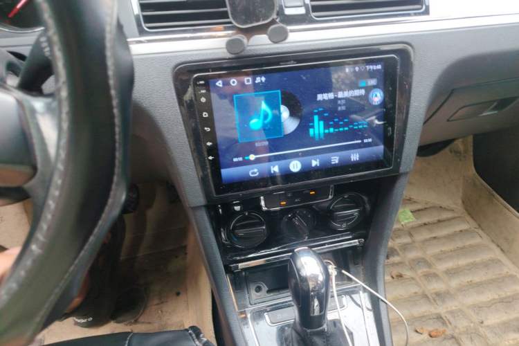 Used Volkswagen Bora 2015 Qihui Edition 1.6L Automatic Fashion Model Audio And AC Panel