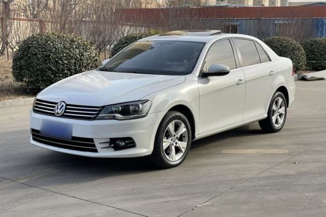 Used Volkswagen Bora 2015 Value Edition 1.6L Automatic Comfort Version