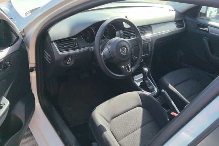 Used Volkswagen Bora 2015 Qihui Edition 1.6L Automatic Fashion Model Driver Seat