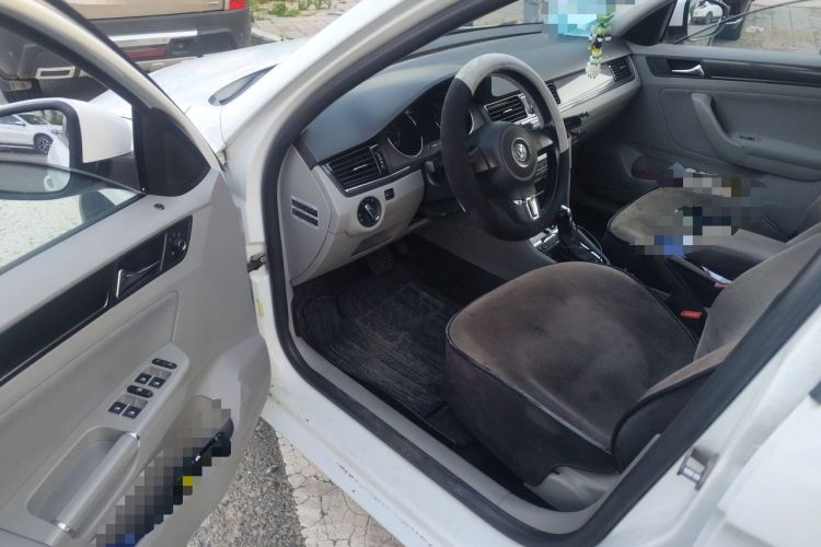 Used Volkswagen Bora 2015 Qihui Edition 1.6L Automatic Fashion Model Driver Seat