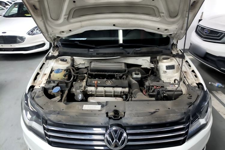 Used Volkswagen Bora 2015 Zhuihui Edition 1.6L Manual Comfort Model Engine Bay